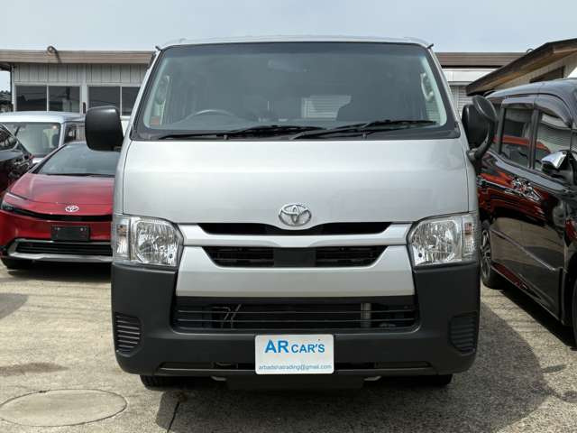 ハイエースバン2.8 DX ロング ディーゼル 4WD