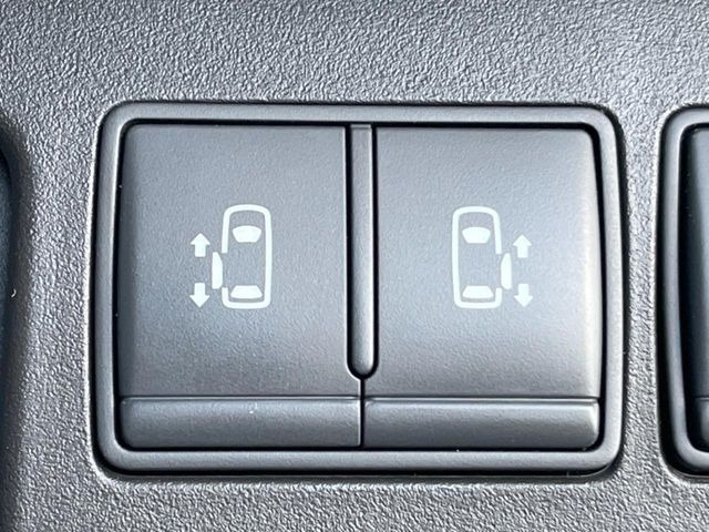 セレナ2.0 ハイウェイスター Vセレクション+Safety II S-HYBRID