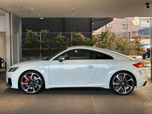 TT RSクーペ2.5 4WD