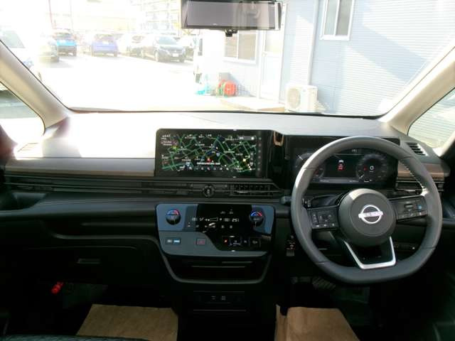 セレナ1.4 e-POWER ハイウェイスターV