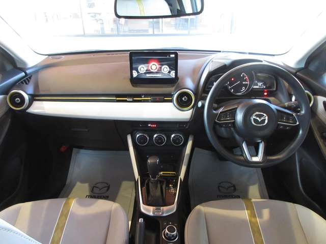 MAZDA21.5 15S サンリットシトラス