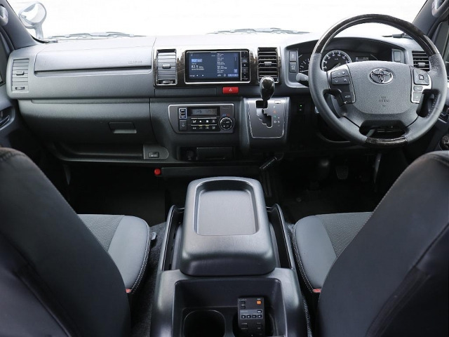 ハイエースバン2.8 スーパーGL ダークプライムII ロング ディーゼル 4WD