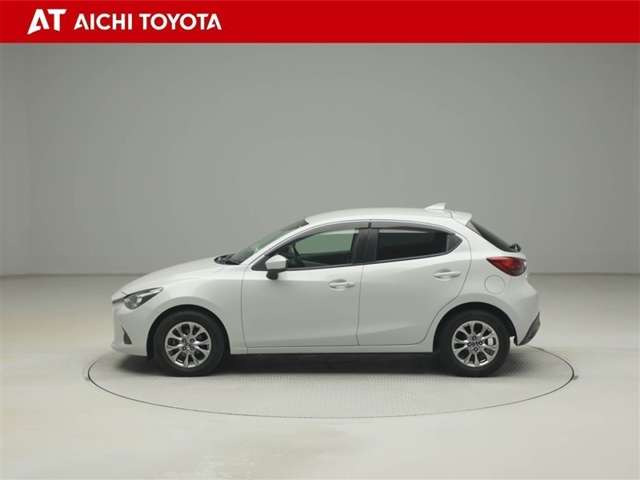 デミオ1.5 15S ノーブル クリムゾン