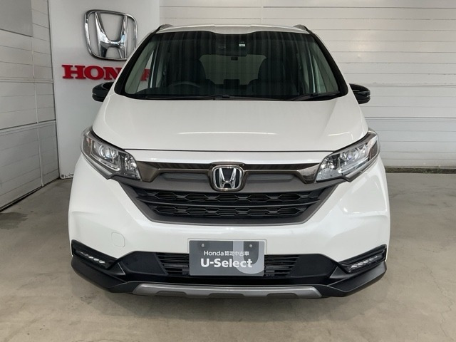 フリード+1.5 ハイブリッド クロスター ブラックスタイル