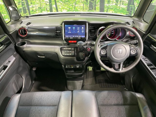 N-BOXカスタムG ターボ SSパッケージ 2トーンカラースタイル