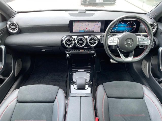 AクラスA200d AMGライン