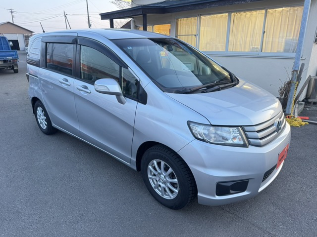 フリードスパイク1.5 G ジャストセレクション