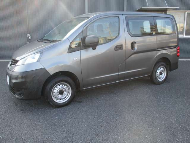 NV200バネットバン1.6 DX