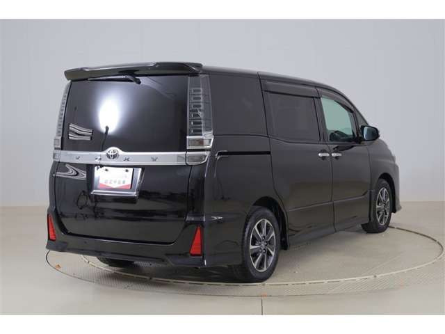 ヴォクシー2.0 ZS 煌III