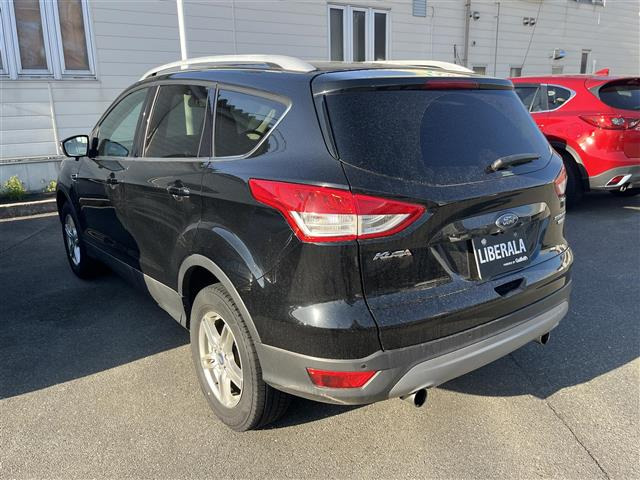 クーガタイタニアム 4WD