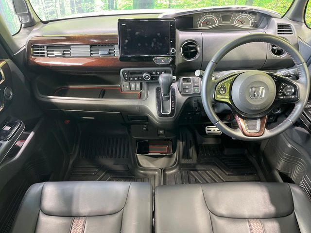 N-BOXカスタムL ターボ