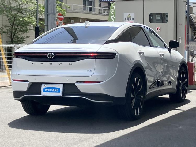 クラウンクロスオーバー2.4 RS アドバンスト E-Four advanced 4WD