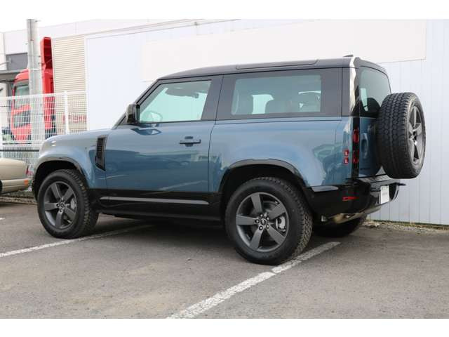 ディフェンダー90 Xダイナミック HSE 3.0L D350 ディーゼル 4WD