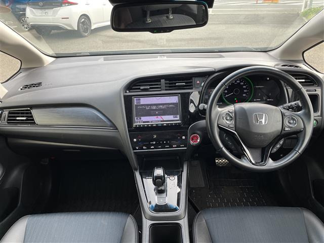 シャトル1.5 ハイブリッド Z ホンダセンシング