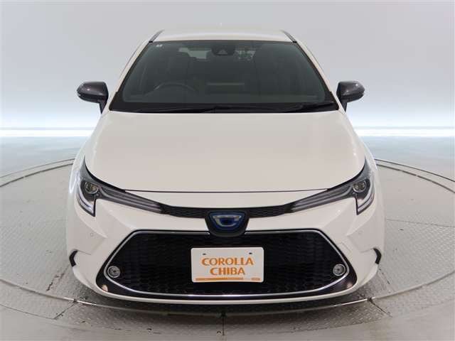 カローラツーリング1.8 ハイブリッド W×B