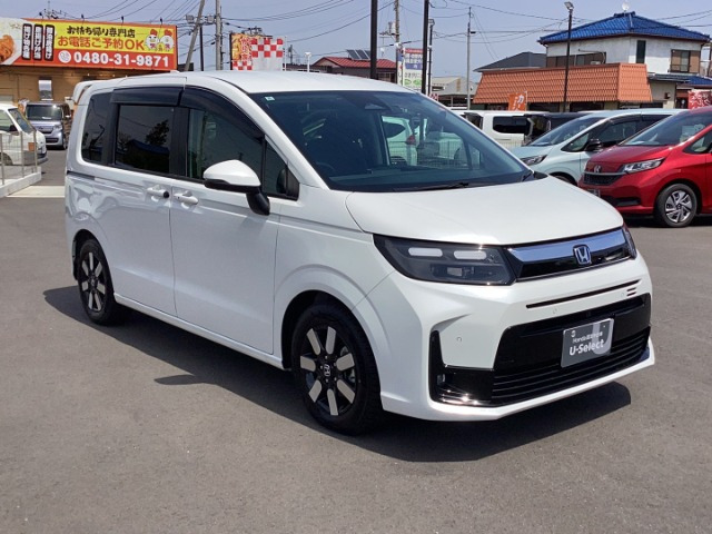 フリード1.5 e:HEV エアー EX