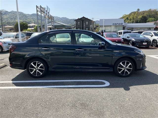 カローラアクシオ1.5 ハイブリッド G WxB