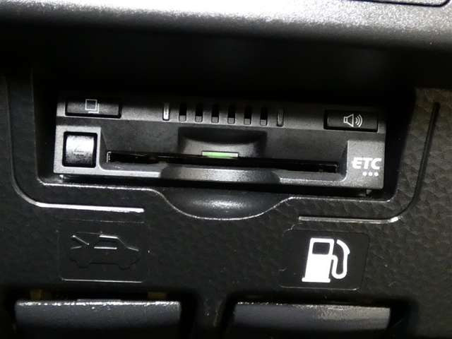 ルーミー1.0 カスタム G-T