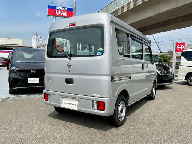 NV100クリッパーDX 5AGS車