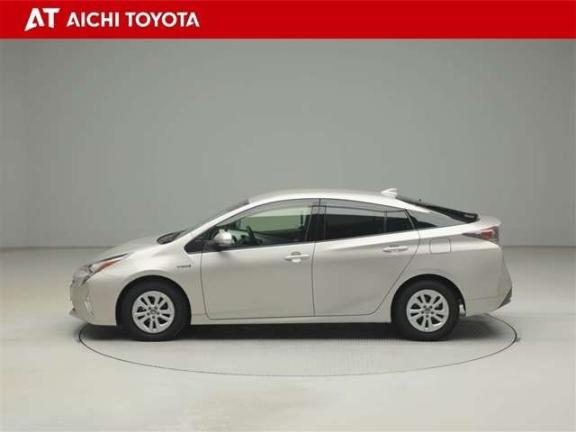 プリウス1.8 S セーフティ プラス