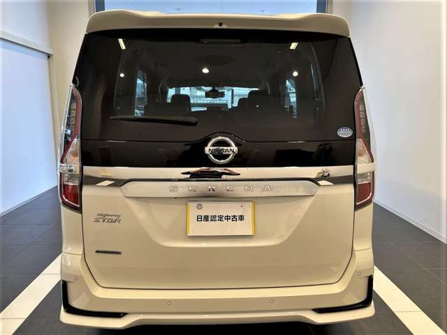 セレナ2.0 ハイウェイスターV