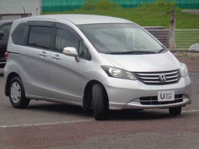 フリード1.5 FLEX