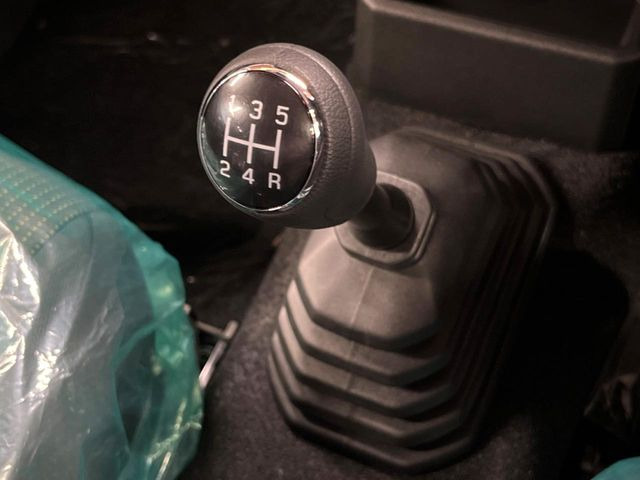 ジムニーノマド1.5 FC 4WD