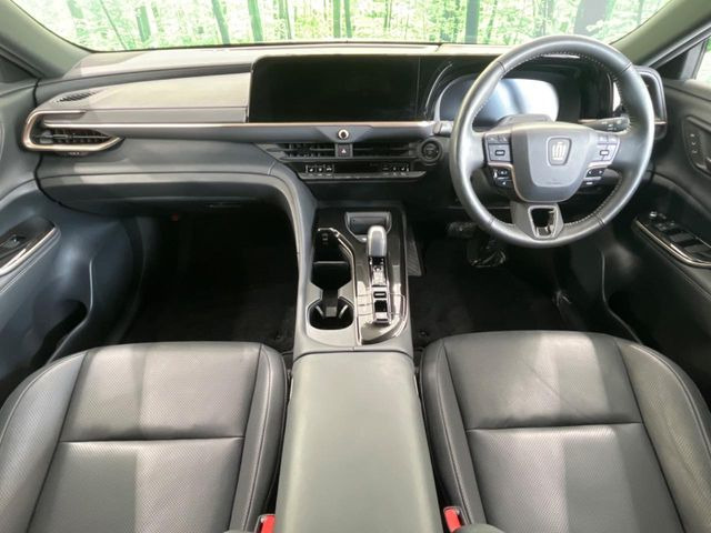 クラウンスポーツ2.5 Z E-Four 4WD