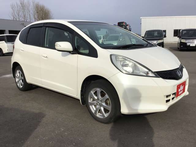 フィット1.3 G スマートセレクション 4WD