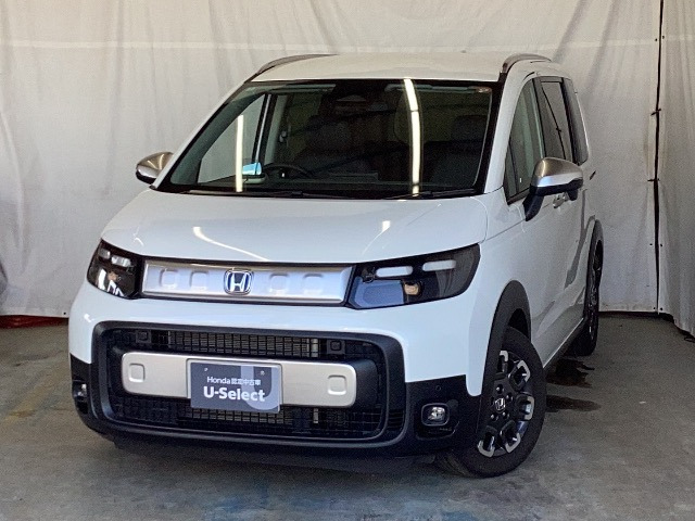 フリード1.5 e:HEV クロスター