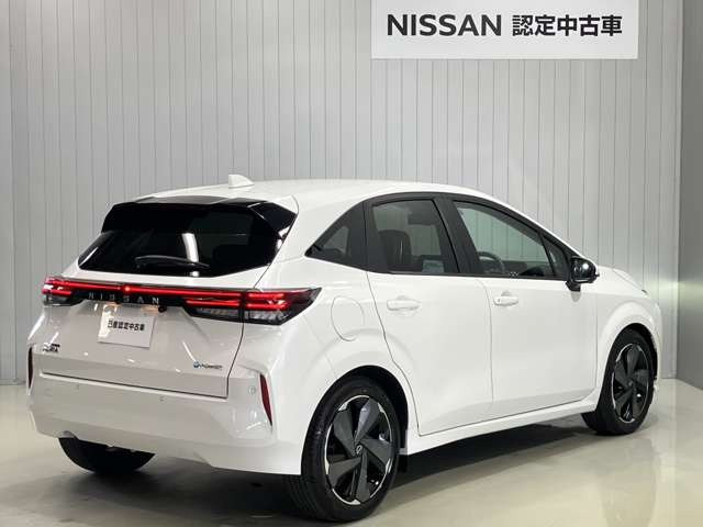 ノートオーラ1.2 G レザーエディション