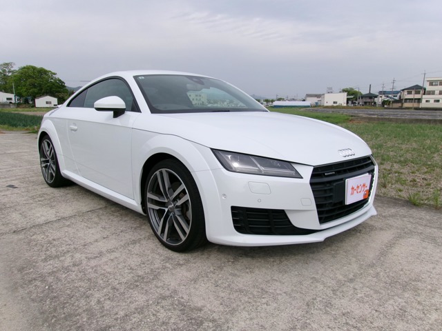 TTクーペ2.0 TFSI クワトロ 4WD