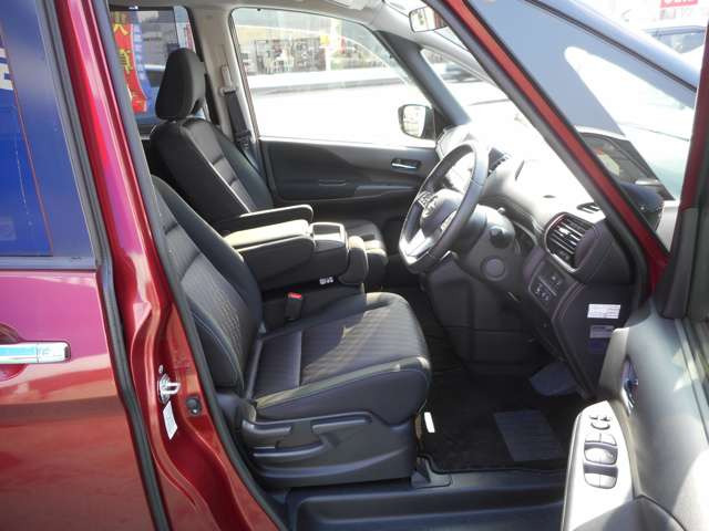 セレナ2.0 ハイウェイスター Vセレクション