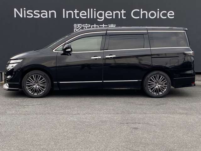 エルグランド2.5 250ハイウェイスターS アーバンクロム 4WD