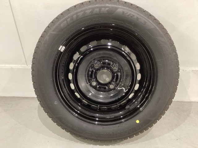 N-BOXジョイ 2トーン