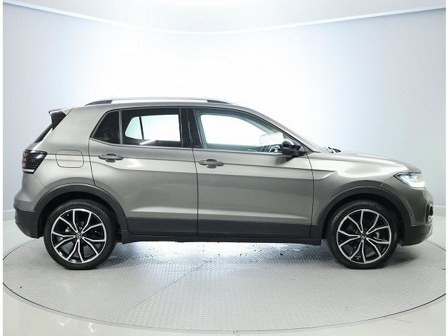 T-CrossTSI 1st プラス