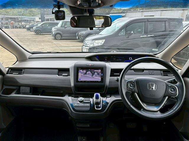 フリード+1.5 ハイブリッド G