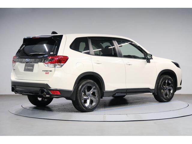 フォレスター1.8 STI スポーツ 4WD