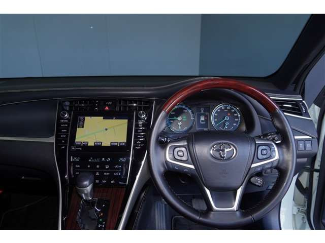 ハリアー2.5 ハイブリッド E-Four プレミアム アドバンスドパッケージ 4WD