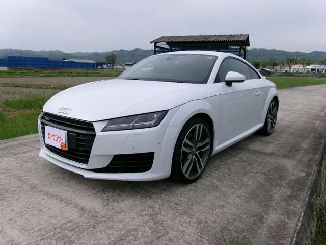 TTクーペ2.0 TFSI クワトロ 4WD