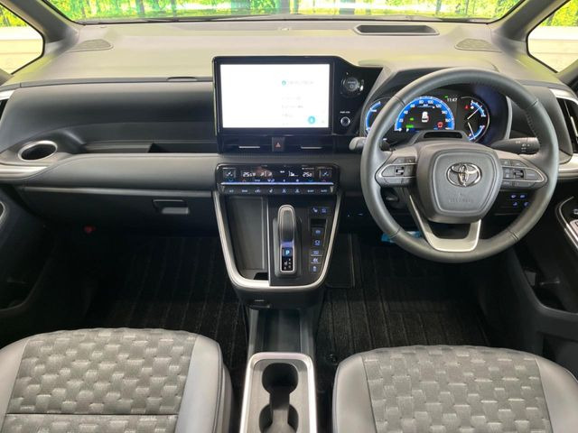 ヴォクシー1.8 ハイブリッド S-Z