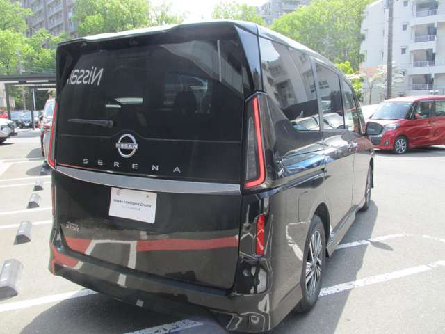 セレナ2.0 ハイウェイスターV