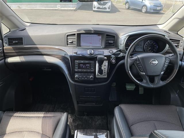 エルグランド2.5 250ハイウェイスターS アーバンクロム