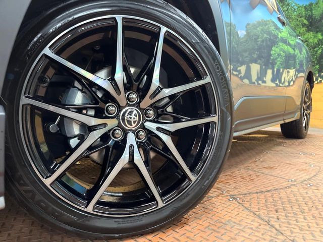 �y�����A���~�z�C�[���z�O�ςɃ}�b�`���������A���~�z�C�[���𑕒����Ă���܂��B�e��ЊO�A���~�z�C�[����A�X�^�b�h���X�^�C�����戵�����Ă���܂��B���񂲑��k����������