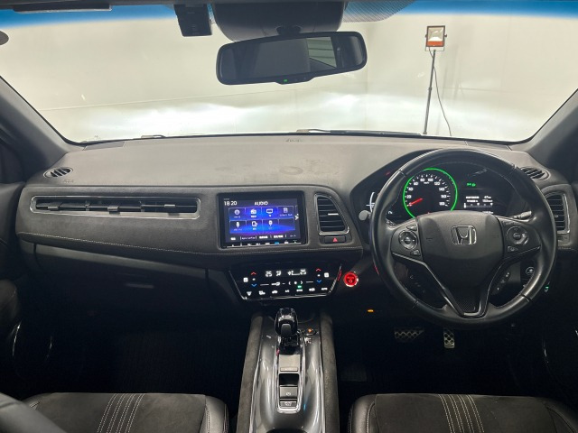 ヴェゼル1.5 ハイブリッド RS ホンダセンシング
