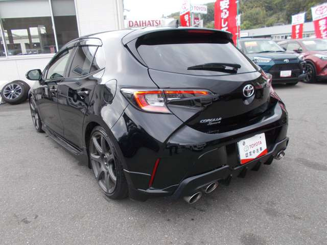 カローラスポーツ1.2 GZ