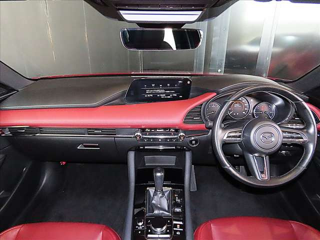 MAZDA3ファストバック2.0 X バーガンディ セレクション