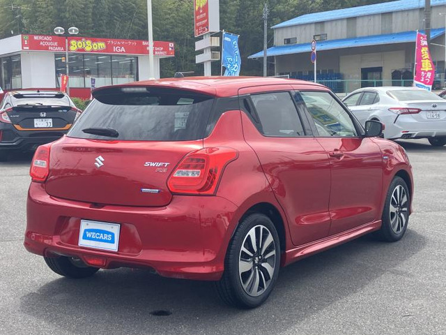 スイフト1.2 ハイブリッド(HYBRID) RS