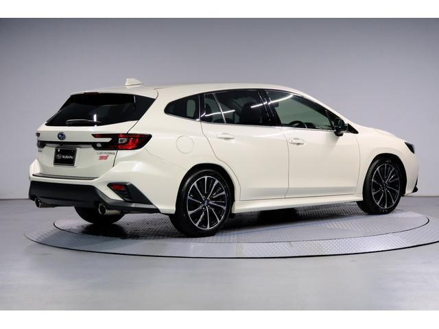 レヴォーグ1.8 STI スポーツ EX 4WD