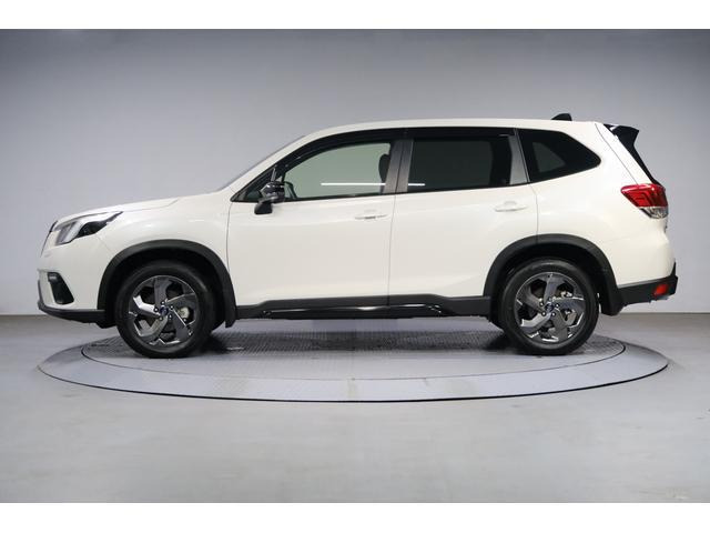 フォレスター1.8 STI スポーツ 4WD